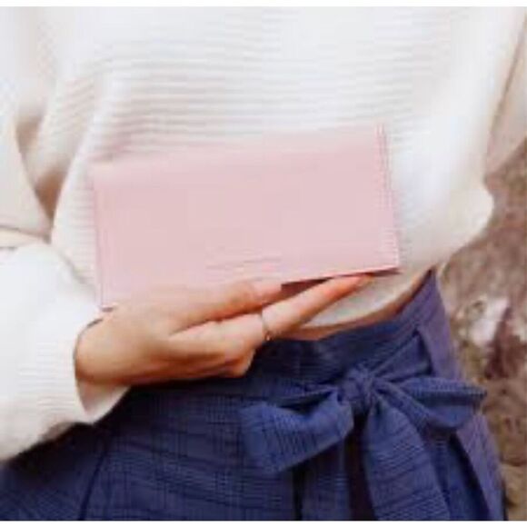 AIMEE KESTENBERG - EUC "Marietta" Flat Bifold Wallet in Blush Pink Vegan Leather - Picture 5 of 12
